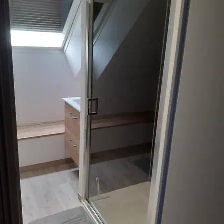 Individuel Chez Particulier Proche 24h Du Mans 度假居 *