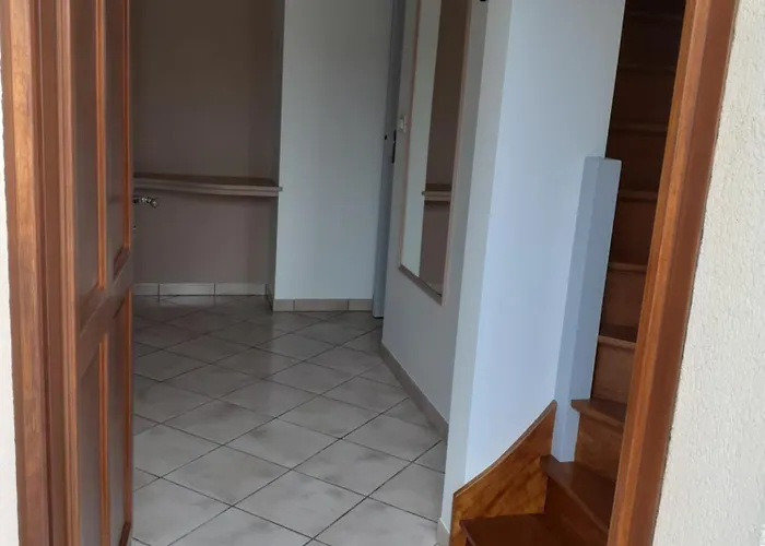 Individuel Chez Particulier Proche 24h Du Mans *